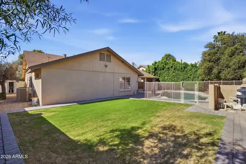 Exterior - 1906 E Caroline Ln, Tempe, AZ 85284 photo 4 of 6