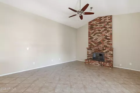 Living - 1906 E Caroline Ln, Tempe, AZ 85284 photo 2 of 5