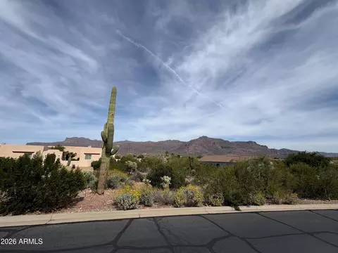 4553 S Strike It Rich Dr #40, Gold Canyon, AZ 85118