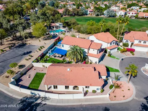 View/Area - 4814 E Monte Way, Phoenix, AZ 85044 photo 3 of 10
