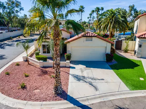 Exterior - 4814 E Monte Way, Phoenix, AZ 85044 photo 6 of 6