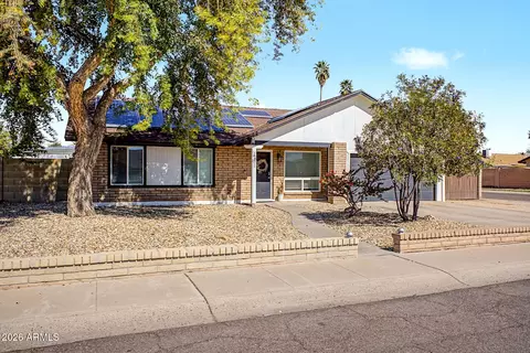 Exterior - 4202 W Aster Dr, Phoenix, AZ 85029 photo 2 of 6