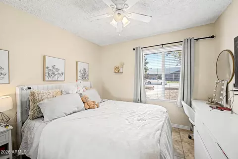 Bedroom - 4202 W Aster Dr, Phoenix, AZ 85029 photo 3 of 6