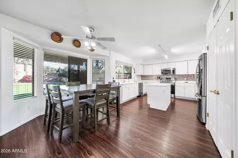 Kitchen - 4338 E Meadow Dr, Phoenix, AZ 85032 photo 2 of 3