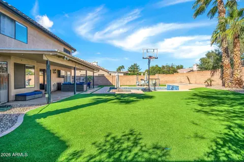 Exterior - 4338 E Meadow Dr, Phoenix, AZ 85032 photo 4 of 4