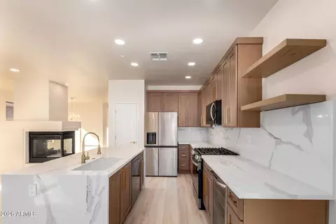 2335 W Muirfield Dr, Anthem, AZ 85086