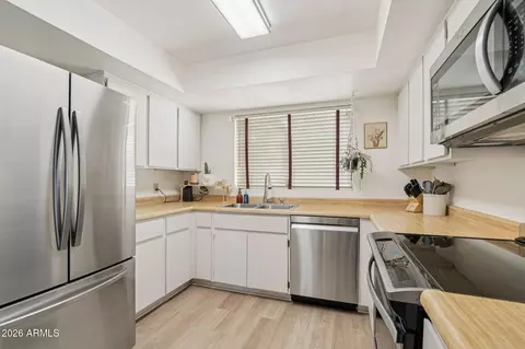 Kitchen - 534 W Harvard Dr, Tempe, AZ 85283 photo 2 of 3