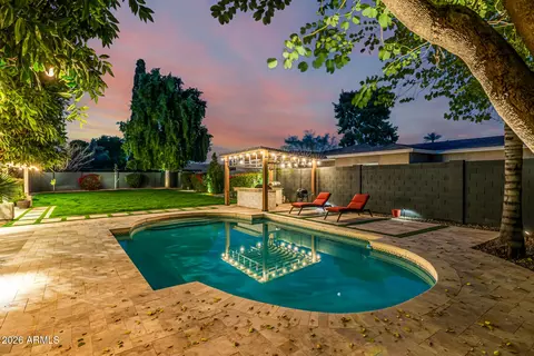 Exterior - 5655 N 4th St, Phoenix, AZ 85012 photo 2 of 15