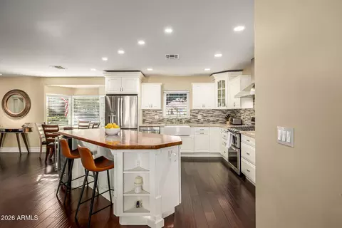 Kitchen - 5655 N 4th St, Phoenix, AZ 85012 photo 2 of 4