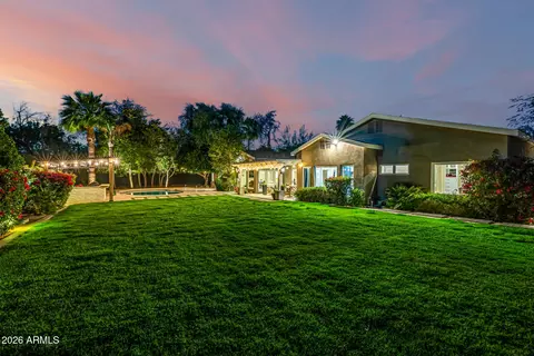 Exterior - 5655 N 4th St, Phoenix, AZ 85012 photo 5 of 15