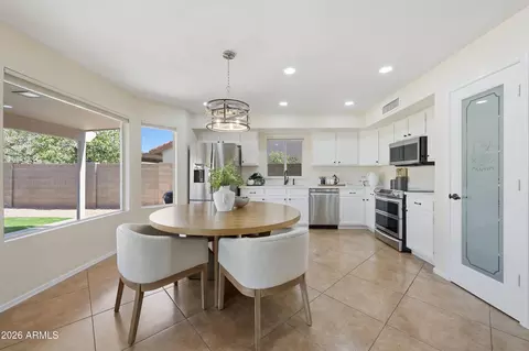 Kitchen - 516 W Smoke Tree Rd, Gilbert, AZ 85233 photo 3 of 5