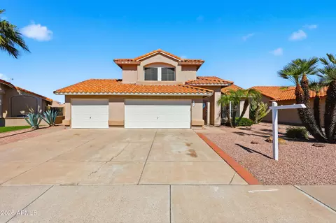 516 W Smoke Tree Rd, Gilbert, AZ 85233