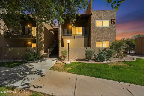 5525 E Thomas Rd #R 16, Phoenix, AZ 85018