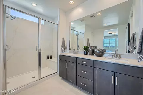 Bath - 10151 E Ulysses Ave, Mesa, AZ 85212 photo 2 of 3