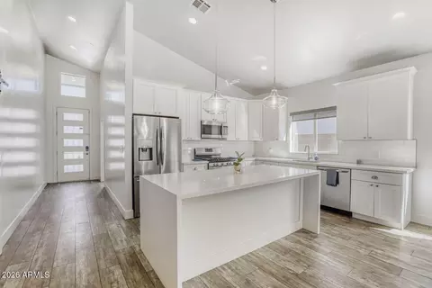 Other - 1005 E Weldon Ave, Phoenix, AZ 85014 photo 3 of 13