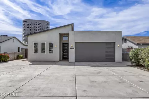 Exterior - 1005 E Weldon Ave, Phoenix, AZ 85014 photo 2 of 4