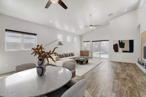 Living - 1005 E Weldon Ave, Phoenix, AZ 85014 photo 2 of 3