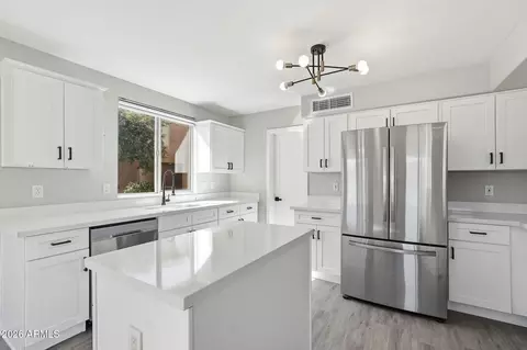 Kitchen - 941 E Potter Dr, Phoenix, AZ 85024 photo 2 of 5