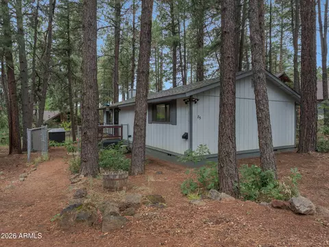 85 Bison Dr, Munds Park, AZ 86017