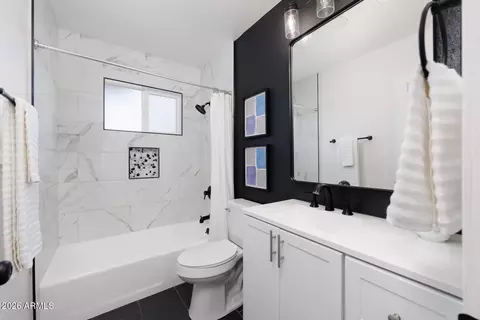 Bath - 1506 E Northshore Dr, Tempe, AZ 85283 photo 1 of 3