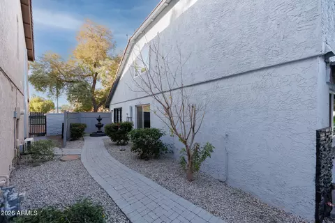 Exterior - 1506 E Northshore Dr, Tempe, AZ 85283 photo 2 of 7