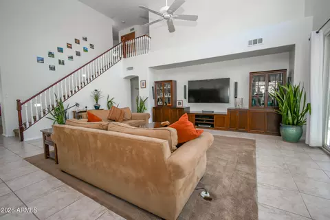 Living - 519 E Hiddenview Dr, Phoenix, AZ 85048 photo 5 of 8