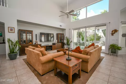 Living - 519 E Hiddenview Dr, Phoenix, AZ 85048 photo 4 of 8