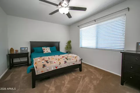 Bedroom - 519 E Hiddenview Dr, Phoenix, AZ 85048 photo 4 of 4
