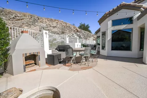 Exterior - 519 E Hiddenview Dr, Phoenix, AZ 85048 photo 8 of 11