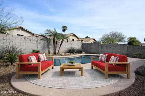 8212 W Behrend Dr, Peoria, AZ 85382