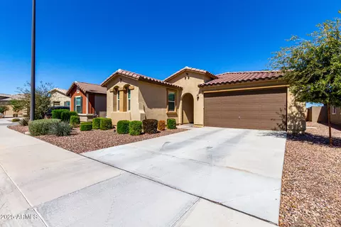 658 E Rojo Way, Gilbert, AZ 85297 photo 2