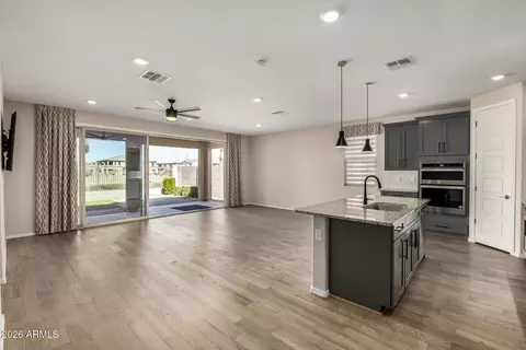 658 E Rojo Way, Gilbert, AZ 85297 photo 13
