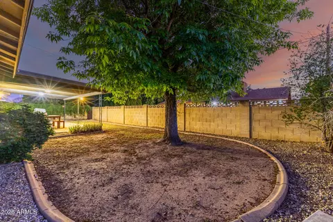 Exterior - 1649 W Royal Palm Rd, Phoenix, AZ 85021 photo 4 of 5