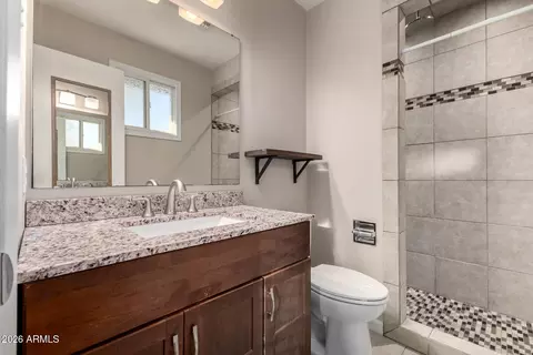 Bath - 1649 W Royal Palm Rd, Phoenix, AZ 85021 photo 2 of 2