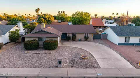 View/Area - 1649 W Royal Palm Rd, Phoenix, AZ 85021 photo 1 of 6