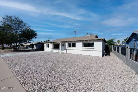 1724 W Pepper Pl, Mesa, AZ 85201