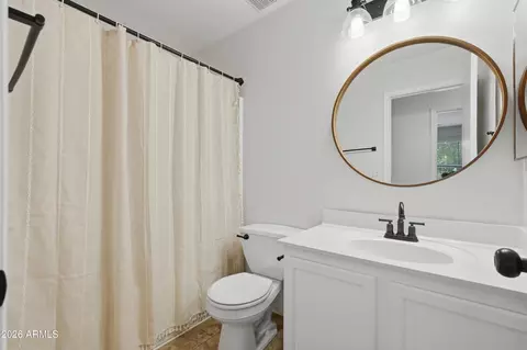 Bath - 2497 E Ivanhoe Ct, Gilbert, AZ 85295 photo 2 of 4