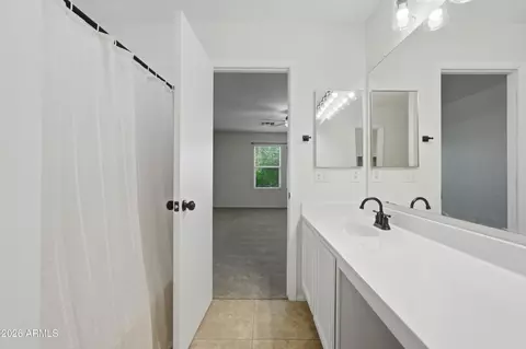 Bath - 2497 E Ivanhoe Ct, Gilbert, AZ 85295 photo 4 of 4