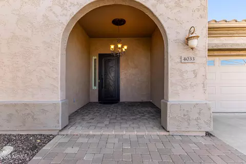 Exterior - 4033 E Narrowleaf Dr, Gilbert, AZ 85298 photo 4 of 6