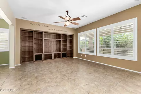 Living - 4033 E Narrowleaf Dr, Gilbert, AZ 85298 photo 4 of 9