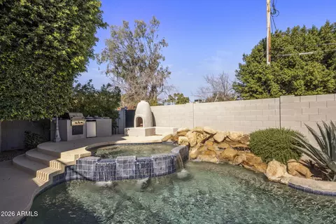 Exterior - 3208 E Orange Dr, Phoenix, AZ 85018 photo 1 of 4