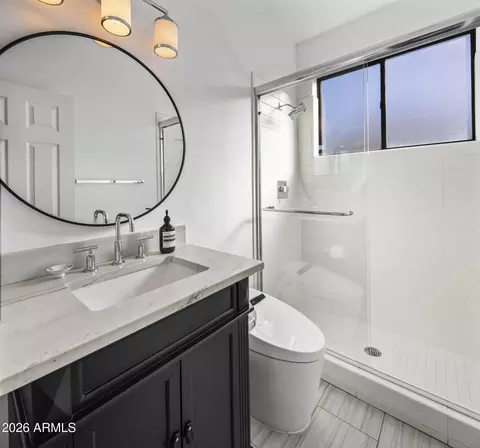 Bath - 3208 E Orange Dr, Phoenix, AZ 85018 photo 2 of 2