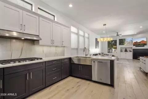 Kitchen - 3208 E Orange Dr, Phoenix, AZ 85018 photo 1 of 2