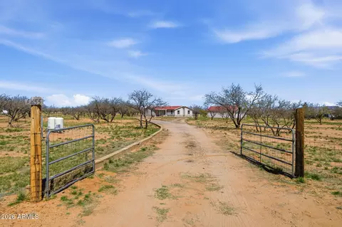 6455 E Nevada Dr, Hereford, AZ 85615 photo 38