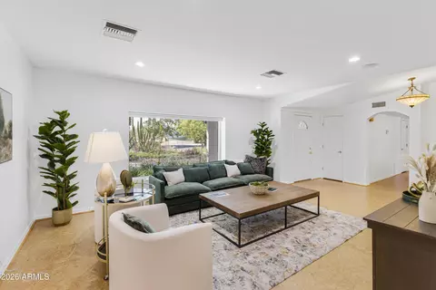 Living - 6055 N 2nd St, Phoenix, AZ 85012 photo 1 of 5