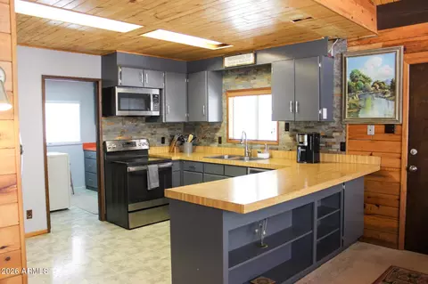 Kitchen - 8532 W Hicks Cir, Strawberry, AZ 85544 photo 2 of 2