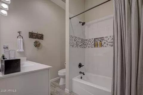 Bath - 5076 N Juniper Loop, Pine, AZ 85544 photo 5 of 6