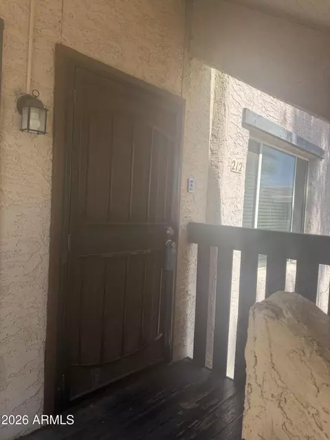 1927 E Hampton Ave #212, Mesa, AZ 85204