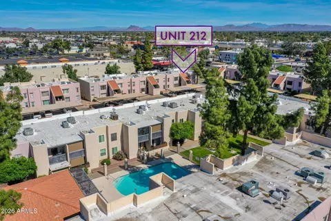 View/Area - 1927 E Hampton Ave #212, Mesa, AZ 85204 photo 3 of 6