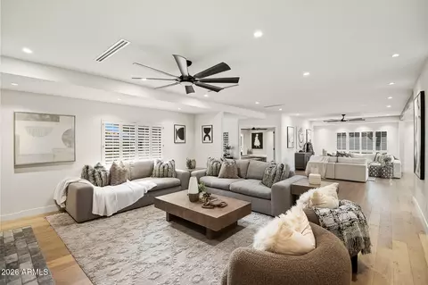 Living - 5919 N 45th St, Phoenix, AZ 85018 photo 1 of 5